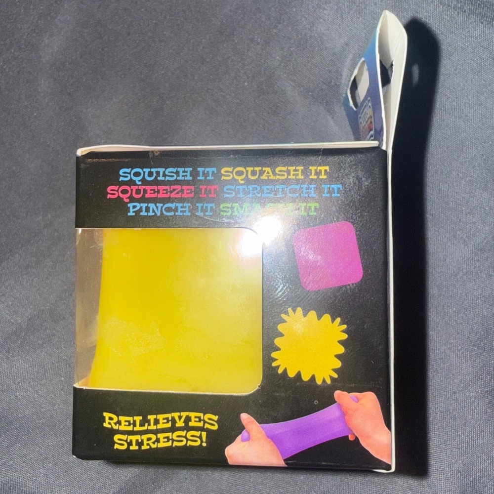 Morph-O Squashers Glow in the Dark Extra Strong Squishy Cube Yellow Fidget Toy - Picture 4 of 6